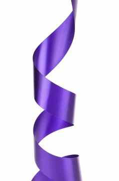 紫罗兰色的卷曲的丝绸丝带