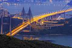 青桥晚上在香港香港具有里程碑意义的