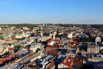 视图房顶里沃夫城市