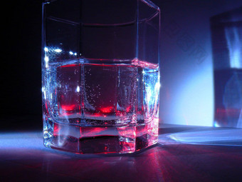 水玻璃光影子