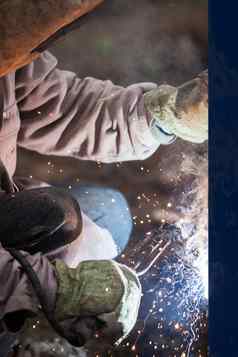 弧焊机工人保护面具焊接金属建设