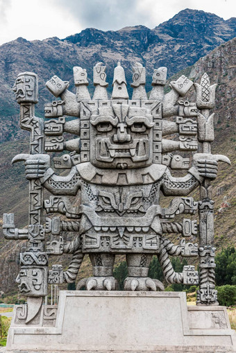 维拉科查雕像calca秘鲁安第斯山脉库斯科秘鲁