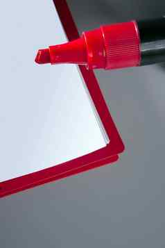 空白复制空间笔记本红色的大笔标记