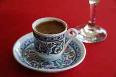 黑色的土耳其咖啡