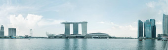 新加坡城市天际线蓝色的天空玛丽娜湾