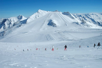 滑雪山坡上hintertux冰川