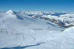 滑雪山坡上hintertux冰川