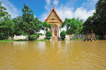 淹没了<strong>寺庙</strong>那空拉查斯里玛北东<strong>泰国</strong>