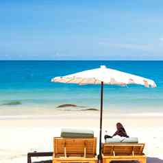 海滩椅子伞沙子海滩