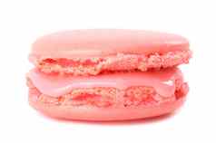粉红色的蛋白杏仁饼干孤立的白色背景