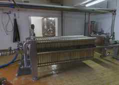 啤酒过滤器安装啤酒厂“它萨斯博辛格比利时人