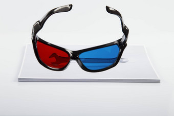 打印黑色的补色<strong>立体红色</strong>的蓝色的眼镜纸印刷扳手