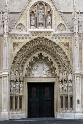 入口门户网站萨格勒布大教堂