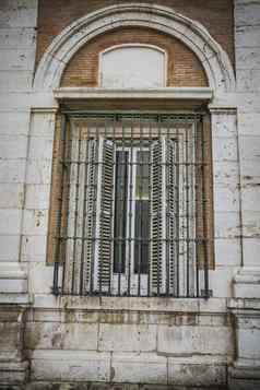 窗口雄伟的宫aranjuez马德里西班牙
