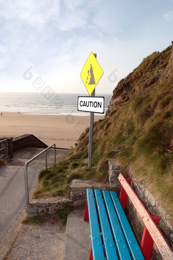 板凳上海滩滑坡谨慎标志