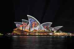 悉尼澳大利亚6月悉尼歌剧房子照亮