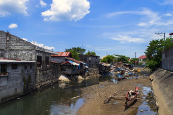 船只小屋河