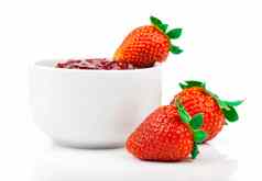 草莓小时新鲜的浆果孤立的白色