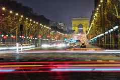 香榭丽舍大街晚上巴黎