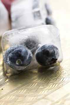 新鲜的浆果水果冻冰多维数据集