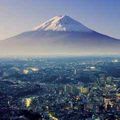 山富士富士山空中视图城市空间超现实主义的拍摄