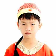 中国男孩传统的中国人红色的唐西装问候