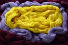 色彩斑斓的针织纱