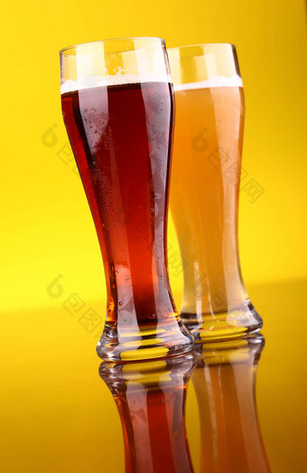 玻璃<strong>啤酒</strong>