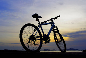 轮廓山自行车日落天空岛