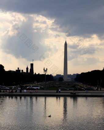 华盛顿纪念碑反射