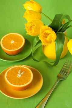 多汁的橙子早餐