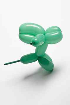 绿色气球狗