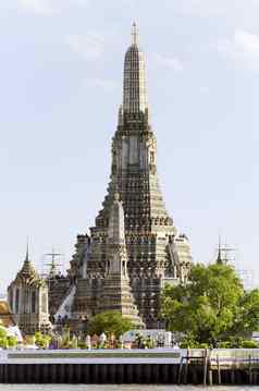 曼谷7月视图什么阿伦寺庙渡船船父亲