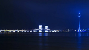 澳门塔离开的桥晚上视图氹仔