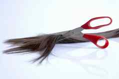 块头发减少红色的剪刀