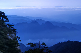 云雾sanqingshan<strong>山</strong>拍摄<strong>江西</strong>中国