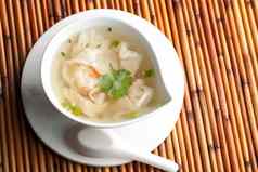 泰国虾馄饨汤