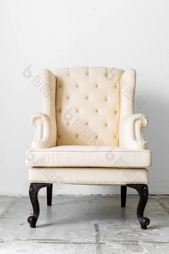 米色复古的椅子