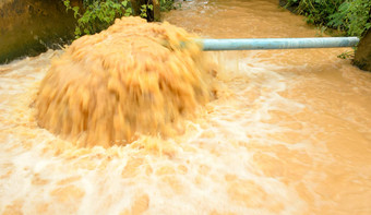 流脏<strong>水管</strong>道