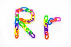 字母创建色彩斑斓的塑料链