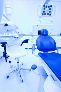 牙科诊所室内明亮的色彩斑斓的语气概念
