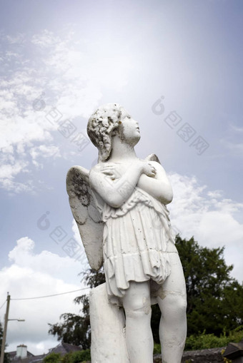 天使雕像基尔肯尼墓地