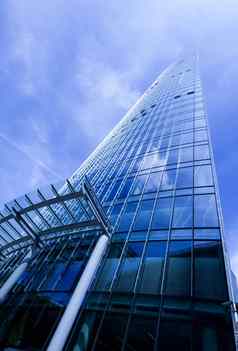 玻璃摩天大楼业务中心明亮的色彩斑斓的语气概念