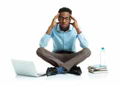 非洲美国大学学生压力坐着移动PC