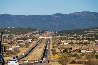 长高速公路<strong>拉伸</strong>墨西哥山