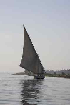 三桅小帆船船河尼罗河埃及