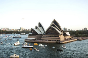 悉尼港歌剧房子全景2月女王伊丽莎白巡航船访问