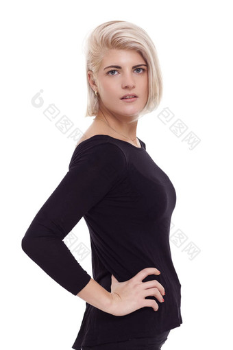 漂亮的女人摆姿势时尚的黑色的衬衫