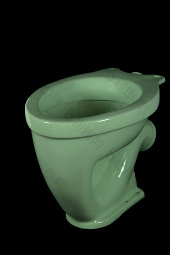 光绿色厕所。。。碗孤立的黑色的背景