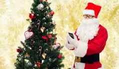 圣诞老人老人智能手机圣诞节树